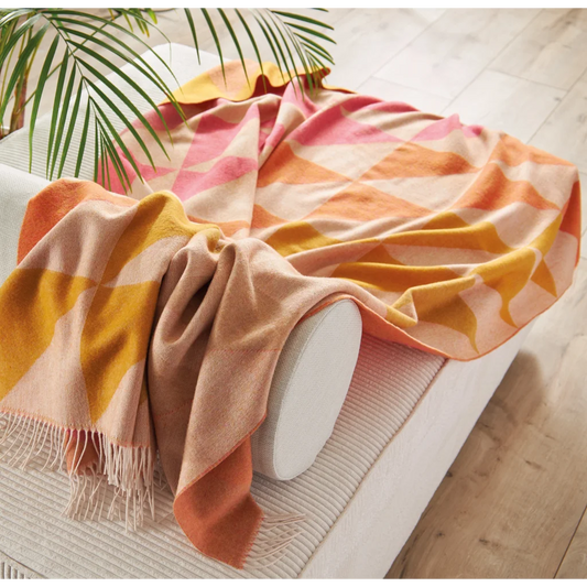 Doubleface Decke Dreiecke in Creme+Gelb+Orange+Pink Muster Dreiecke von Eagle Products Größe 135x195 cm