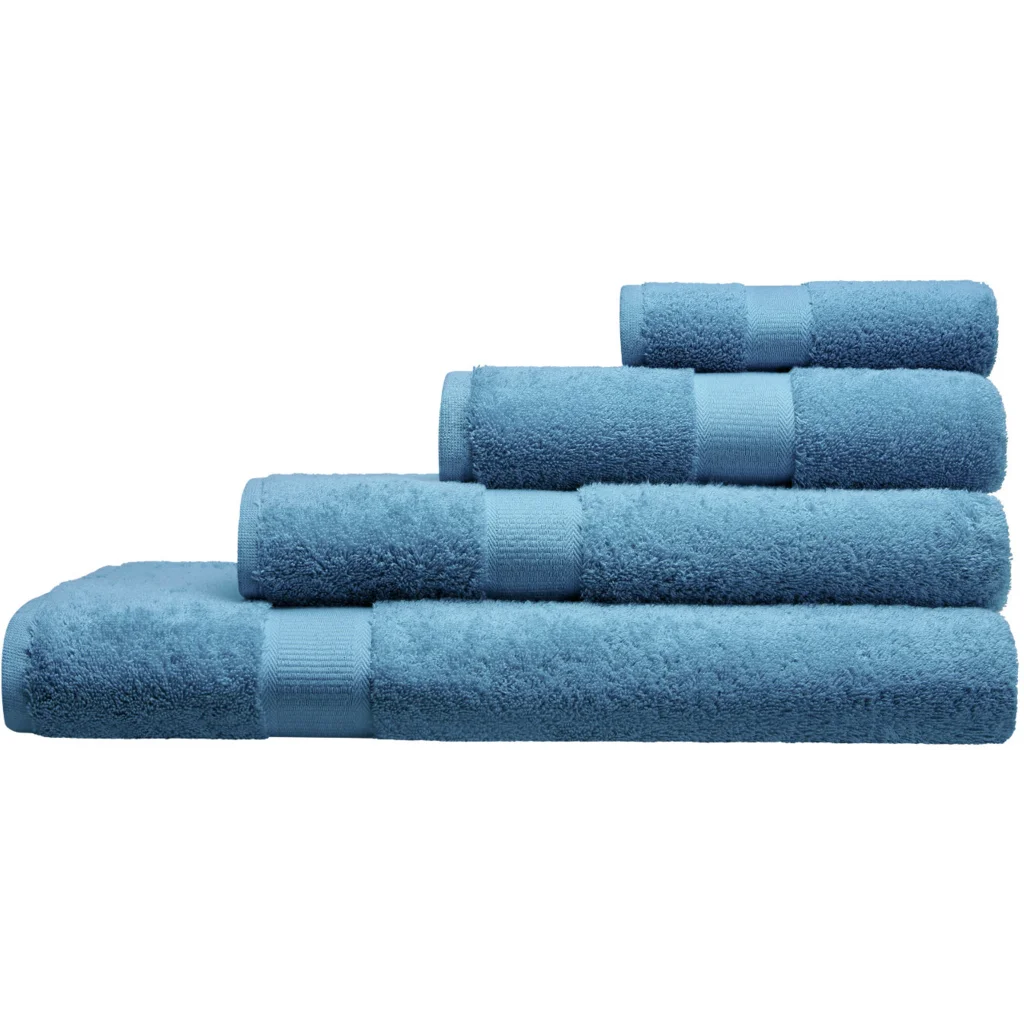 Bio Frottier Badetuch in Atlantik Blau von Cotonea Größe 100x180 cm