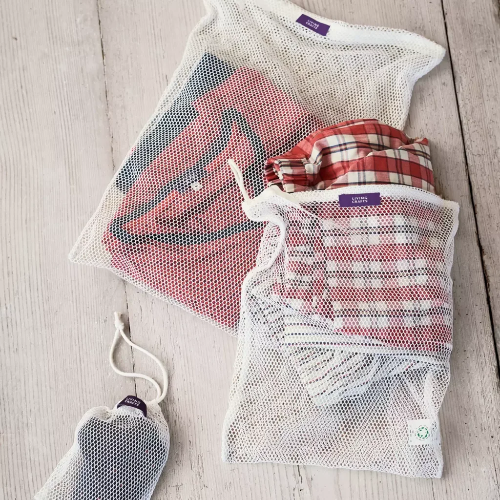 Bio Wäschenetz 2er-Set in Weiß von Living Crafts Größe 27x35 cm + 32x45 cm
