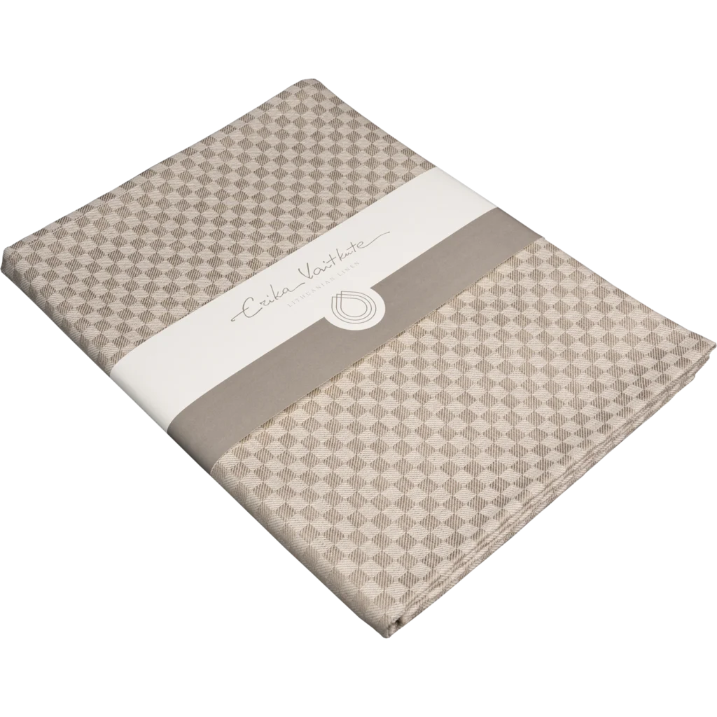 Halbleinen Tischdecke Schachbrett in Beige Muster Schachbrett von Erika Vaitkute Größe 145x145 cm