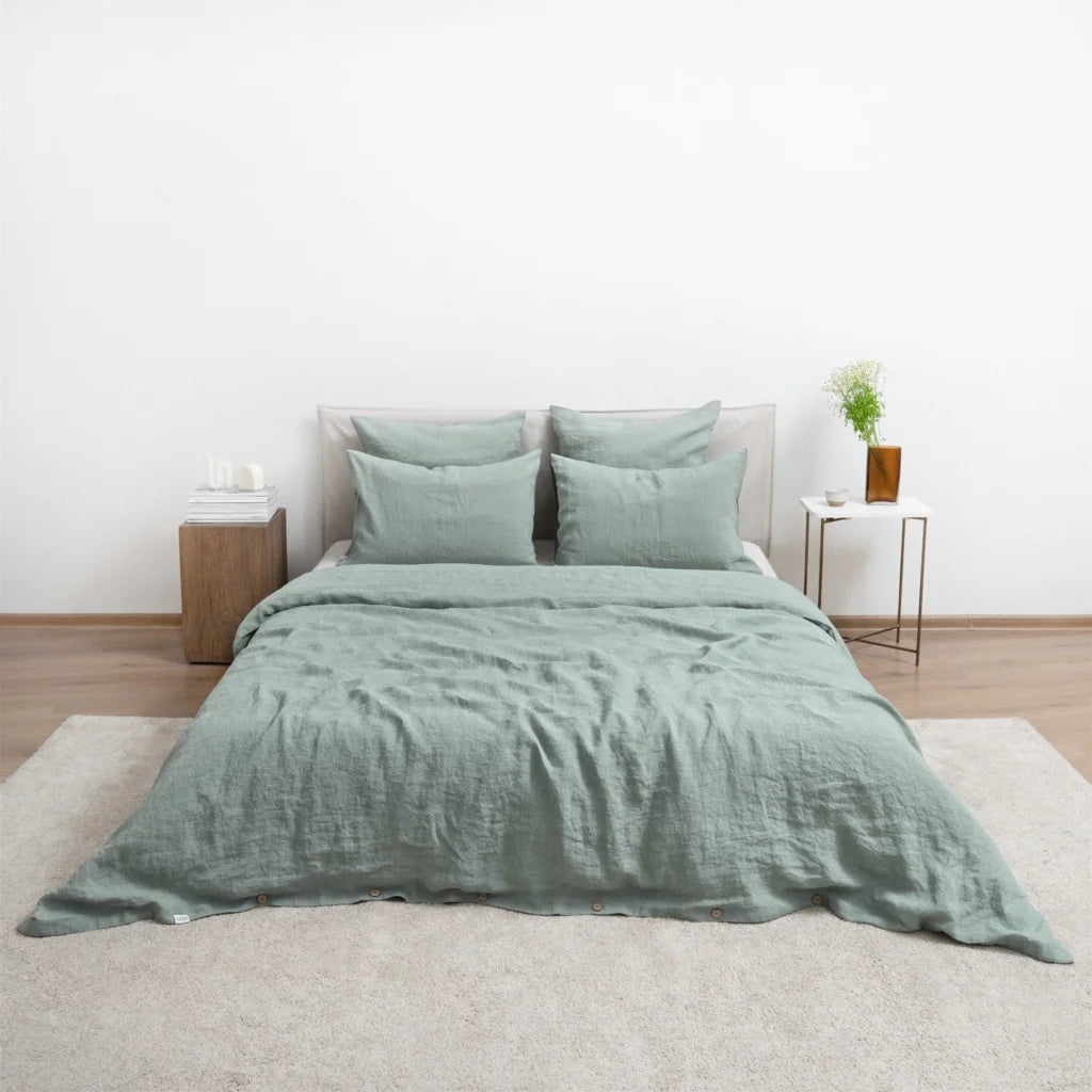 Leinen Bettwäsche Garnitur in Mint Grün von Linen Tales Größe 135x200 + 80x80 cm