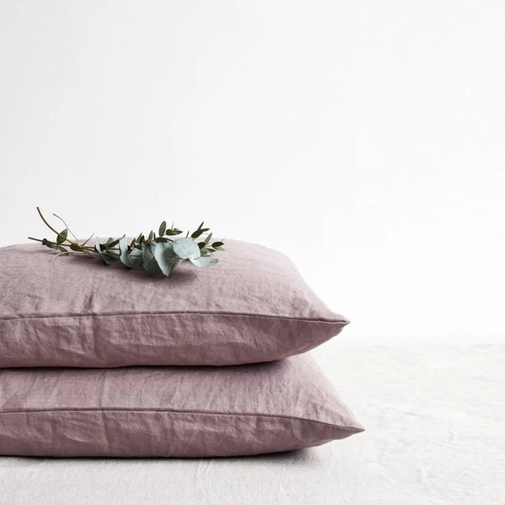 Leinen Bettwäsche Kissenbezug in Altrosa Rosa von Linen Tales Größe 50x70 cm