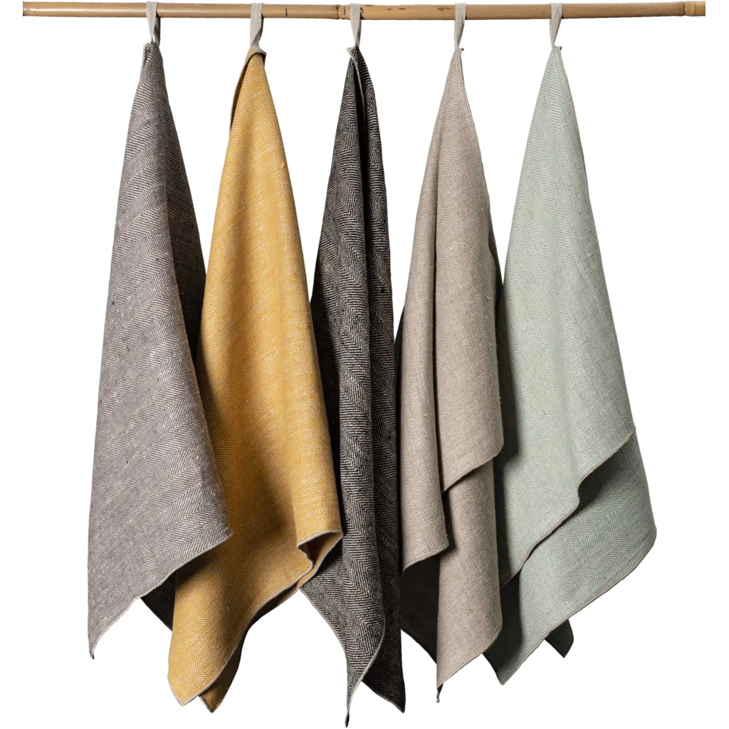 Leinen Handtuch mit Fischgrät-Muster 2er-Pack in Dunkelrot+Beige Rot+Beige Muster Fischgrät von Erika Vaitkute Größe 46x70 cm