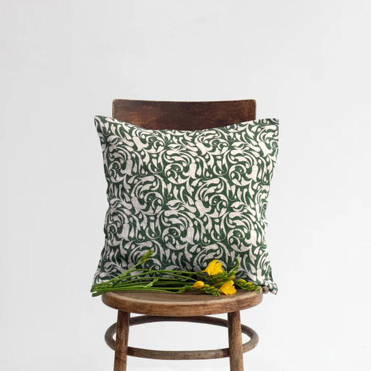 Leinen Kissenhülle Ranke in Grün+Beige Muster Ranke von Linen Tales Größe 40x40 cm