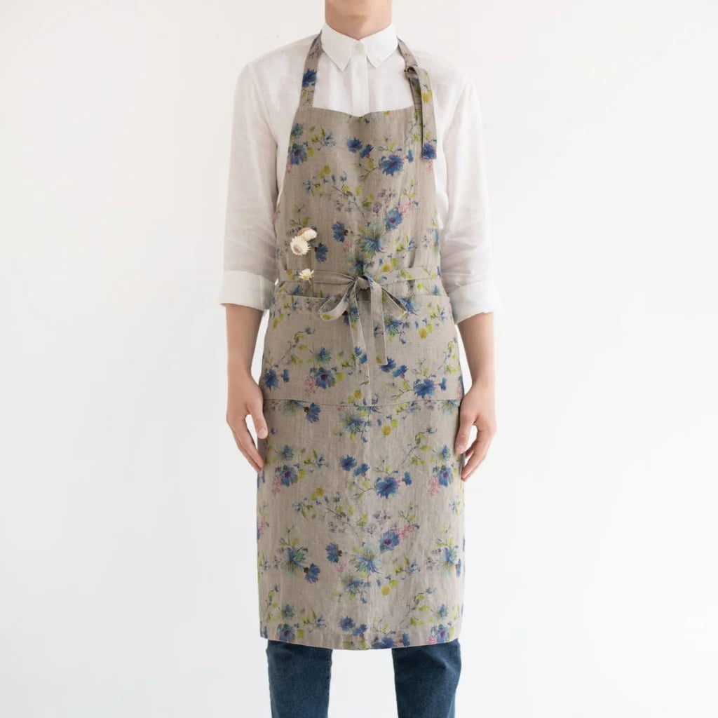 Leinen Kochschürze Blumen in Creme+Blau Muster Blumen von Linen Tales Größe 100 cm breit+ 98 cm lang