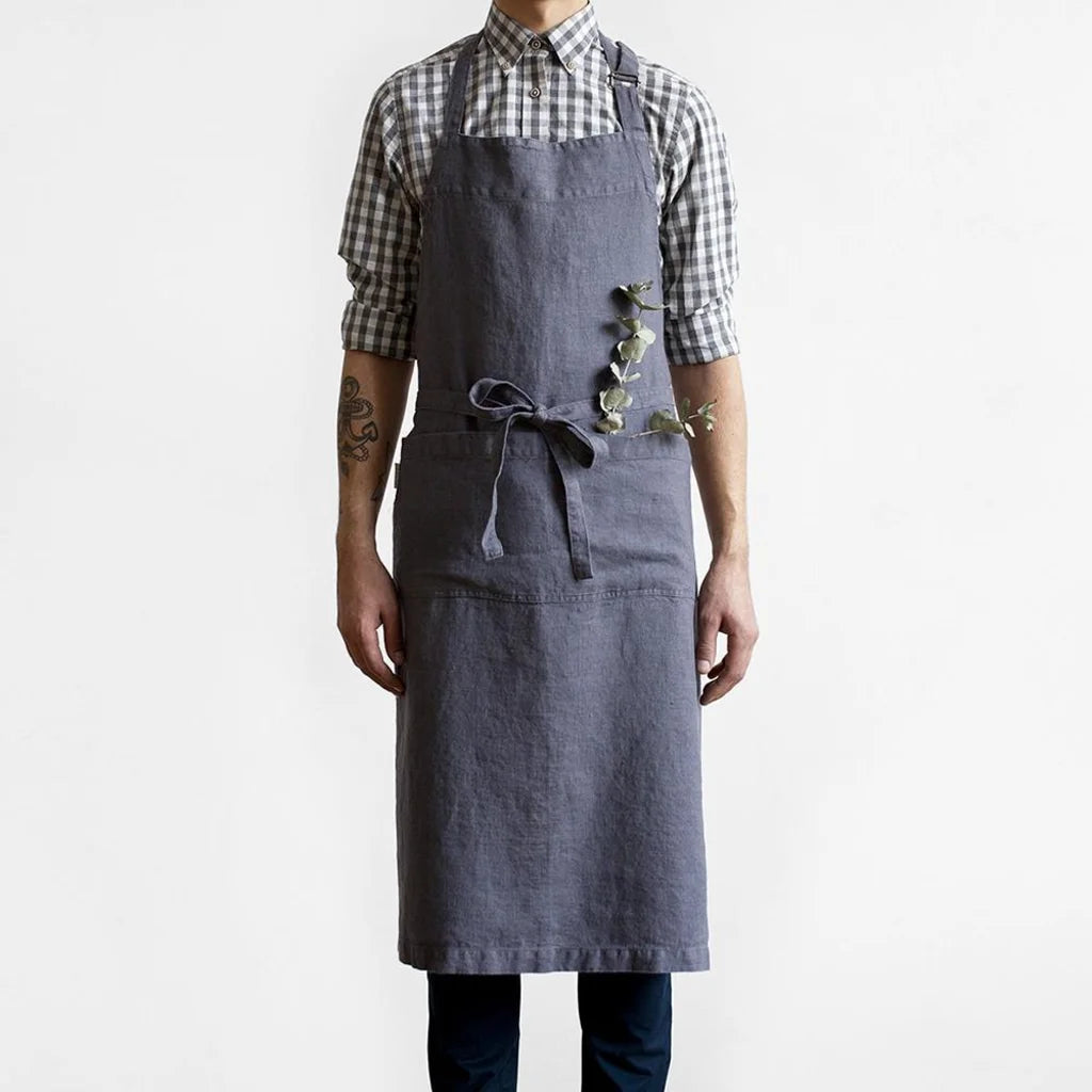 Leinen Kochschürze in Anthrazit Grau von Linen Tales Größe 100 cm breit+ 98 cm lang