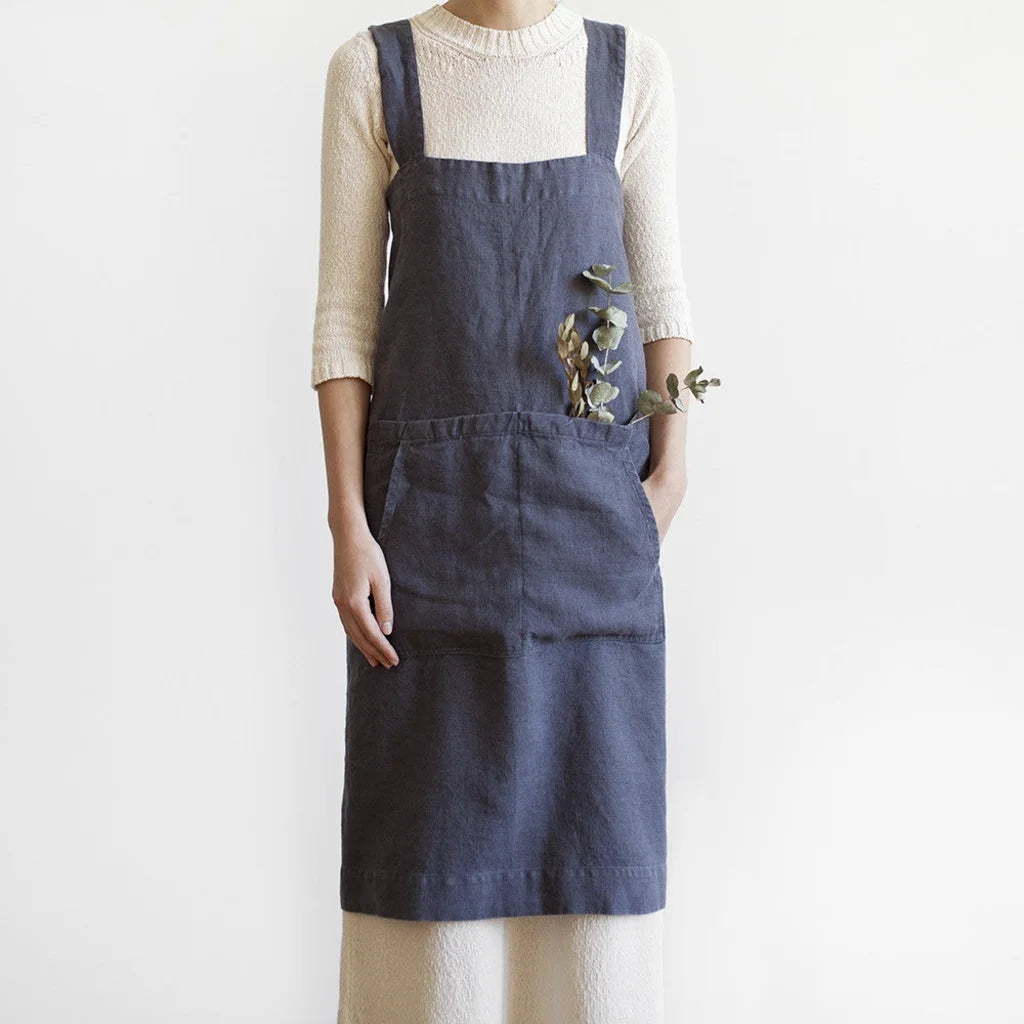 Leinen Pinafore-Schürze in Anthrazit Grau von Linen Tales Größe 114 cm breit+ 83 cm lang