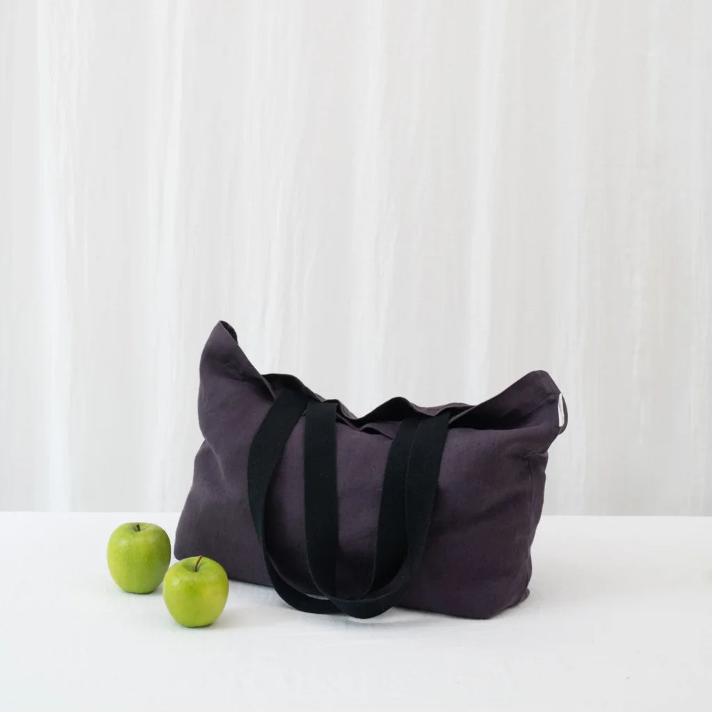 Leinen Schultertasche in Anthrazit Grau von Linen Tales Größe 56 cm breit+ 41 cm lang