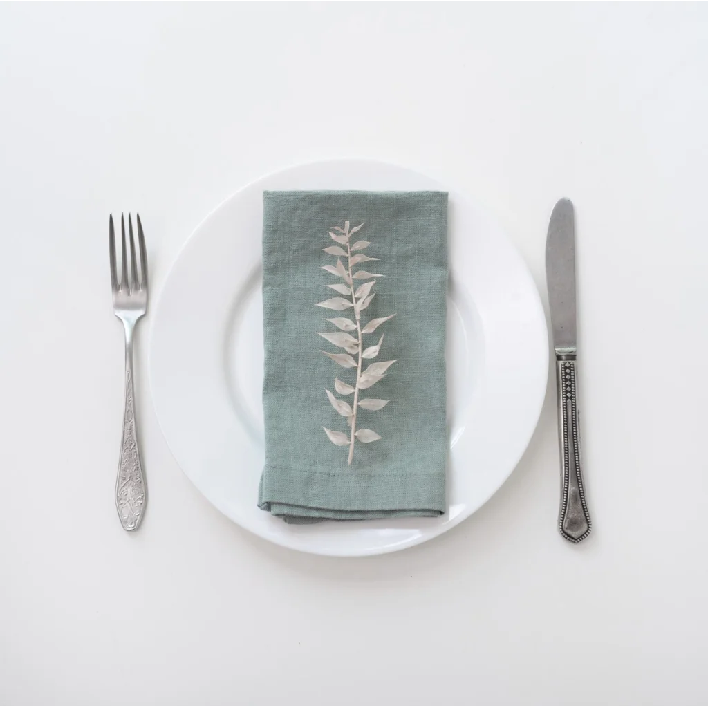 Leinen Stoffserviette 2er-Pack in Mint Grün von Linen Tales Größe 45x45 cm
