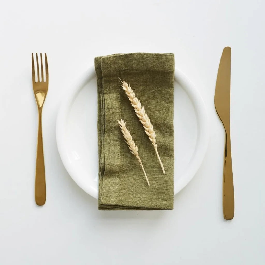 Leinen Stoffserviette 2er-Pack in Olive Grün von Linen Tales Größe 55x55 cm