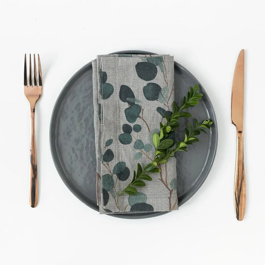 Leinen Stoffserviette Eukalyptus 2er-Pack in Creme+Grün+Dunkelgrün Creme+Grün+Grün Muster Eukalyptus von Linen Tales Größe 40x40 cm