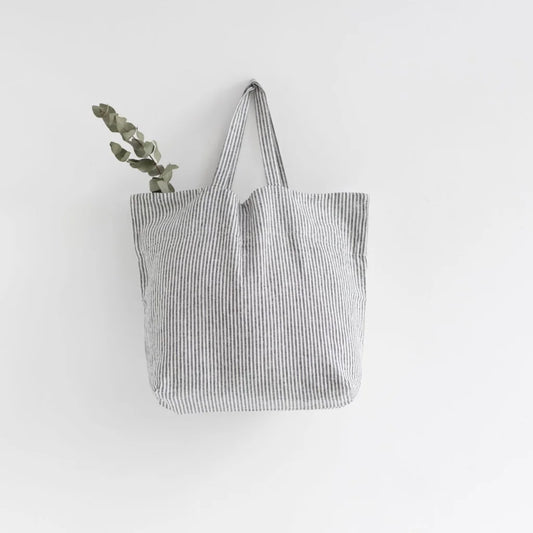 Leinen Tasche Streifen in Weiß+Anthrazit Weiß+Grau Muster Streifen von Linen Tales Größe 54 cm breit+ 60 cm lang