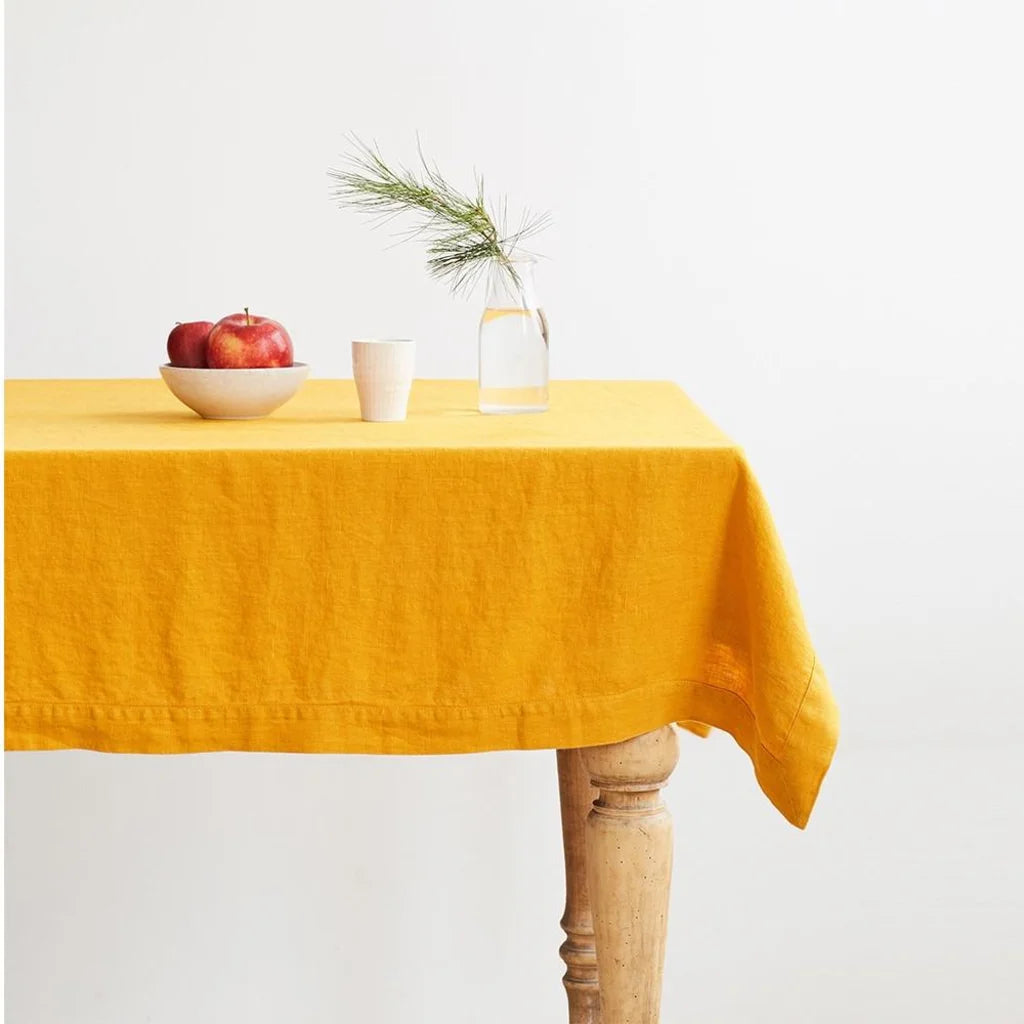 Leinen Tischdecke in Übergröße in Orange von Linen Tales Größe 140x300 cm