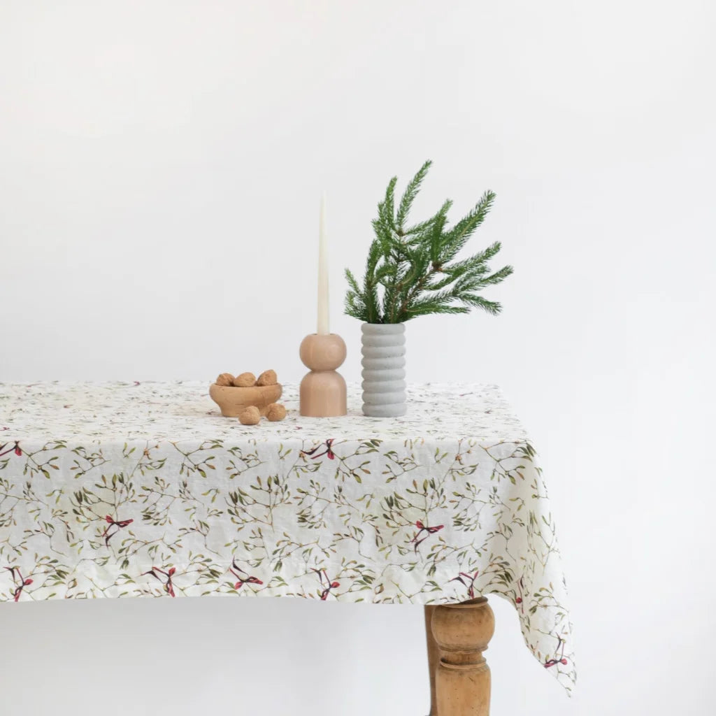 Leinen Tischdecke Mistelzweige in Weiß+Olive+Dunkelrot Weiß+Grün+Rot Muster Mistelzweige von Linen Tales Größe 140x350 cm