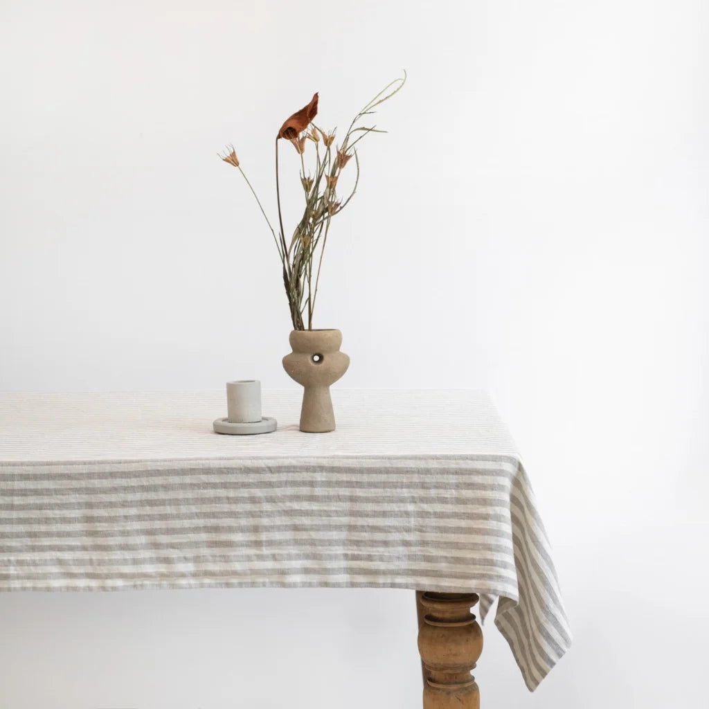 Leinen Tischdecke Streifen in Creme+Beige Muster Streifen von Linen Tales Größe 140x380 cm