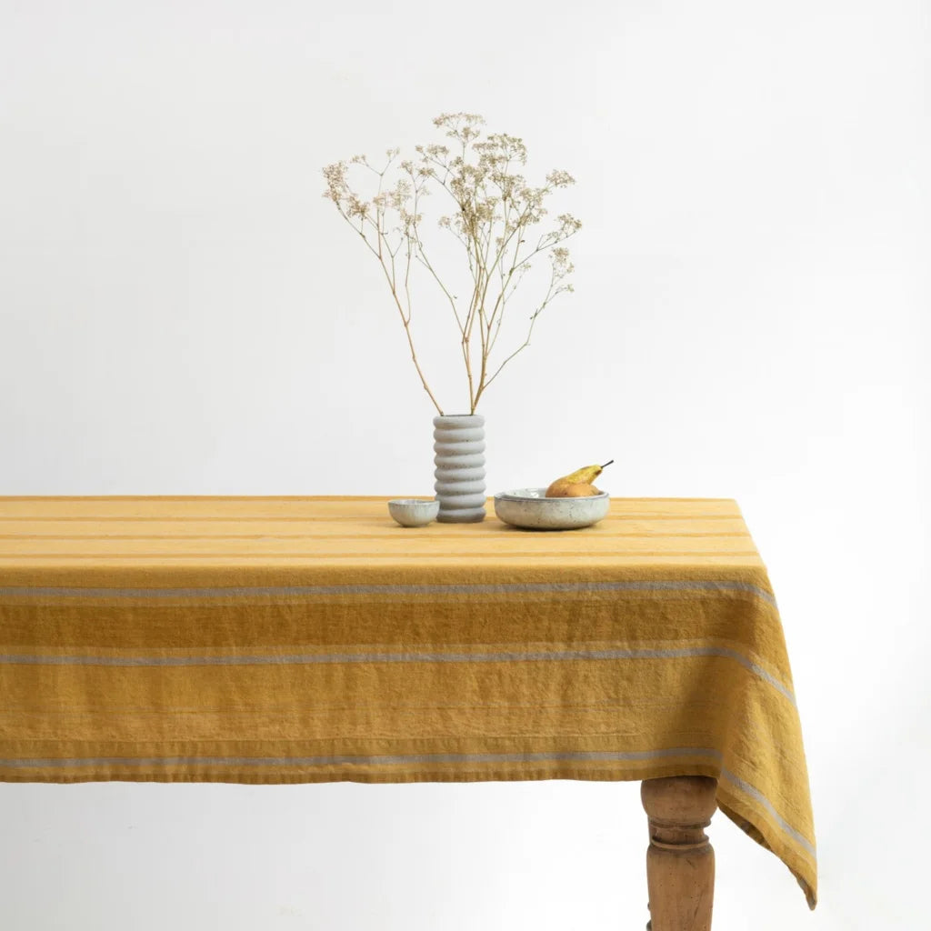 Leinen Tischdecke Streifen in Senfgelb+Bronze Gelb+Gelb Muster Streifen von Linen Tales Größe 140x300 cm
