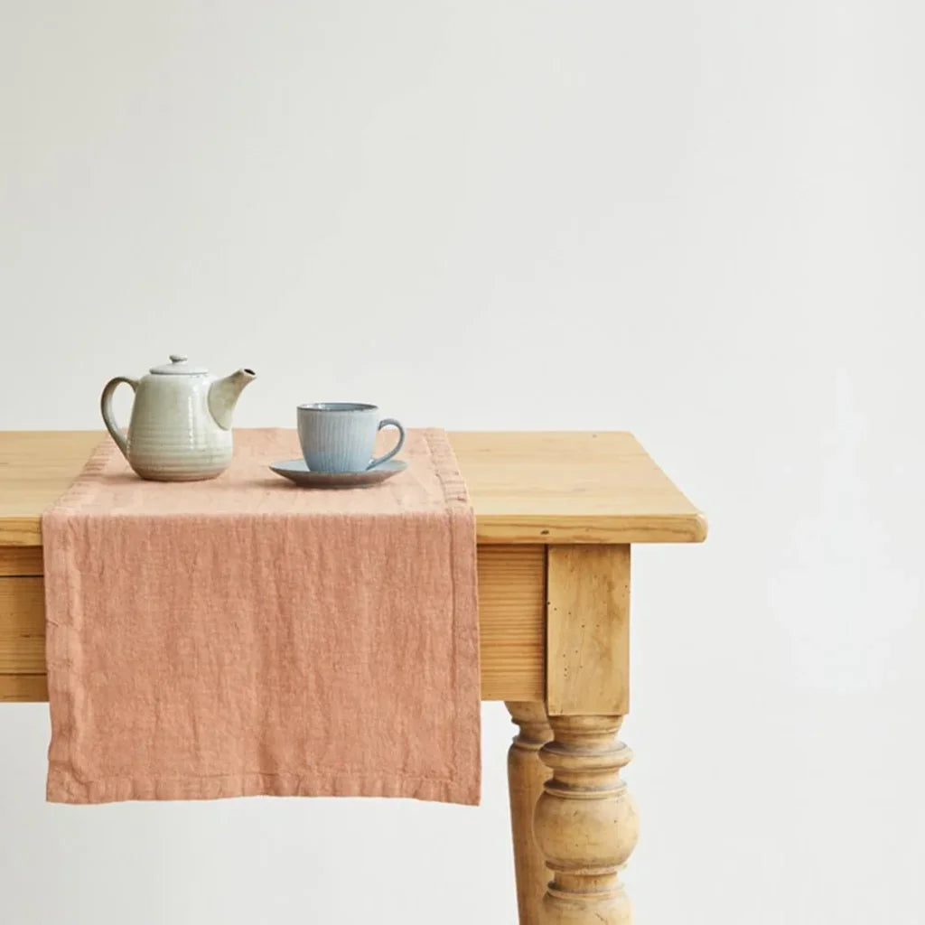 Leinen Tischläufer in Apricot Orange von Linen Tales Größe 40x150 cm