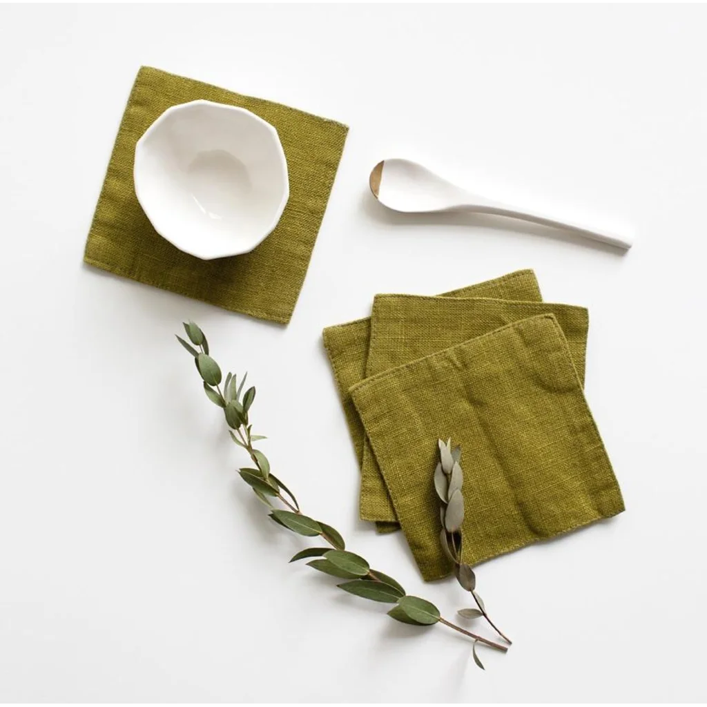 Leinen Untersetzer 4er-Pack in Moosgrün Grün von Linen Tales Größe 10x10 cm
