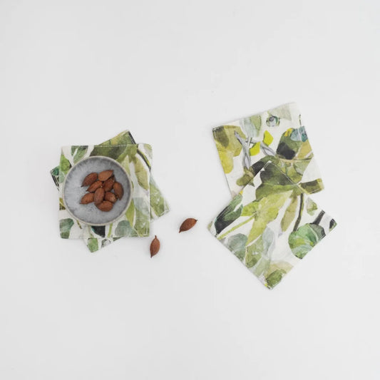 Leinen Untersetzer Lotusblätter 4er-Pack in Weiß+Grün Muster Lotusblätter von Linen Tales Größe 15x15 cm