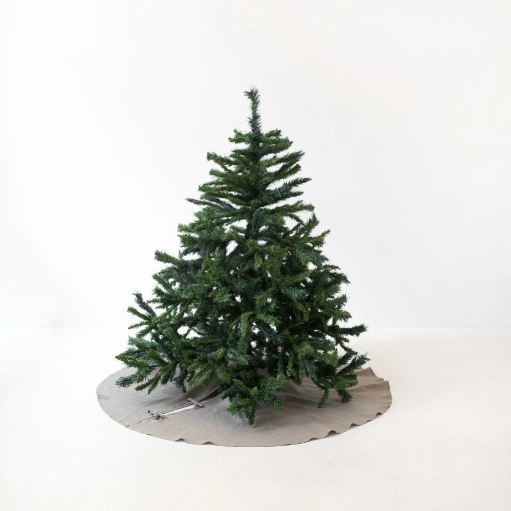Leinen Weihnachtsbaumdecke in Beige von Linen Tales Größe Ø 125 cm