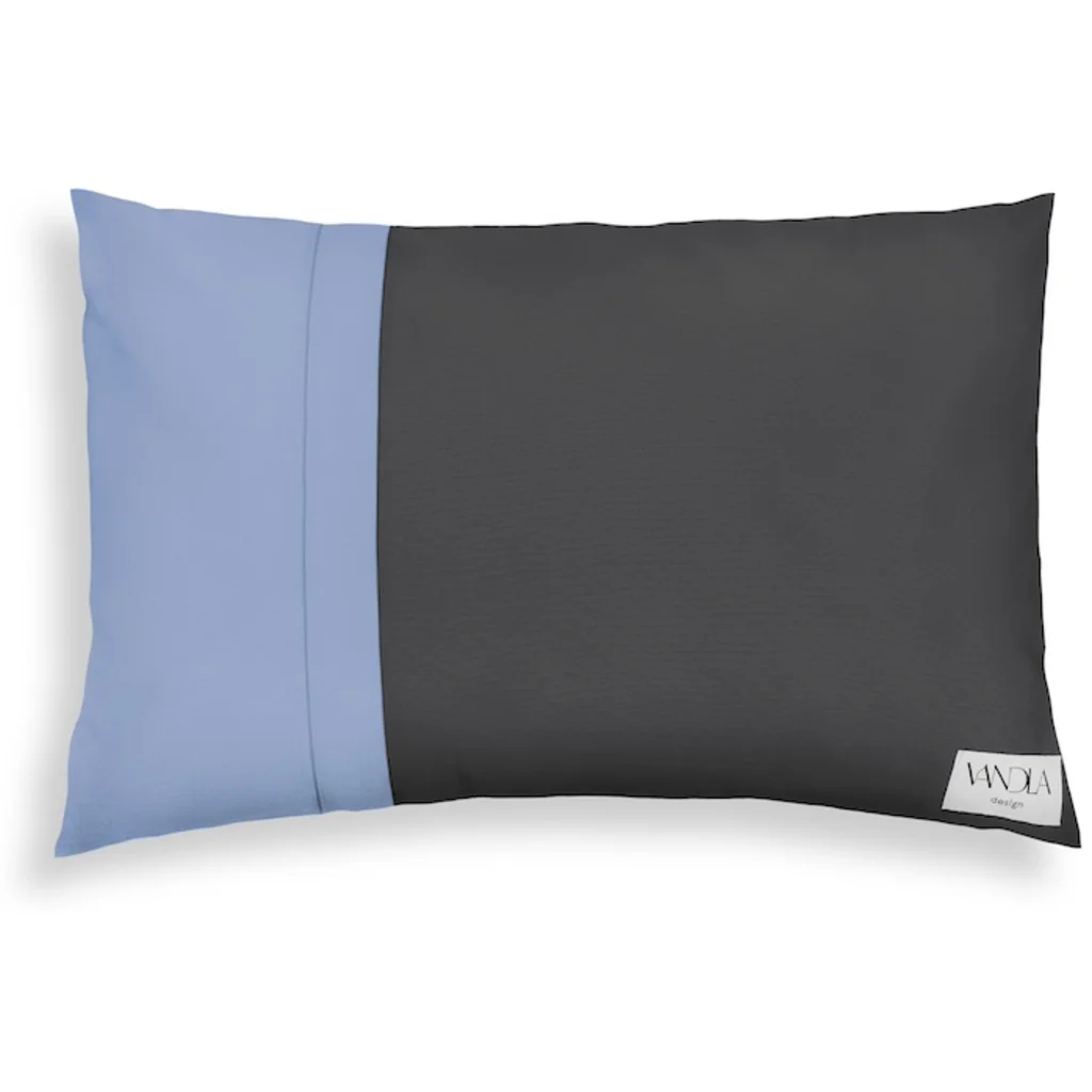Modulare Kissenhülle rechteckig Farbkombinationen mit Anthrazit in Anthrazit+Jeansblau Grau+Blau von Vandla design Größe 40x60 cm