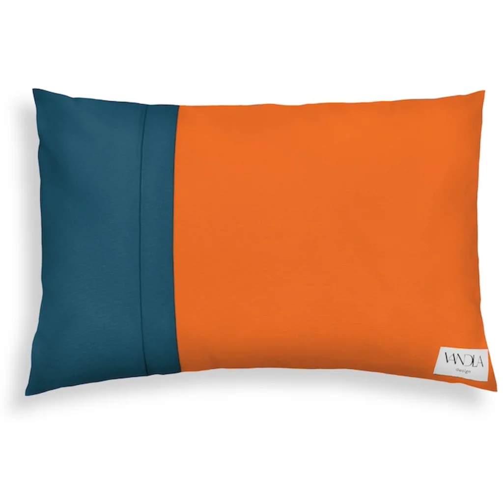Modulare Kissenhülle rechteckig Farbkombinationen mit Orange in Orange+Petrol Orange+Blau von Vandla design Größe 40x60 cm