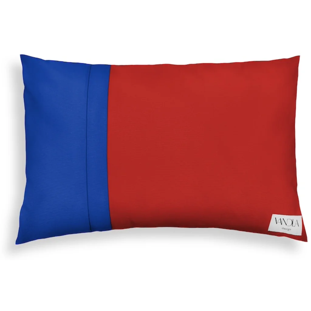 Modulare Kissenhülle rechteckig Farbkombinationen mit Rot in Rot+Kobalt Rot+Blau von Vandla design Größe 40x60 cm