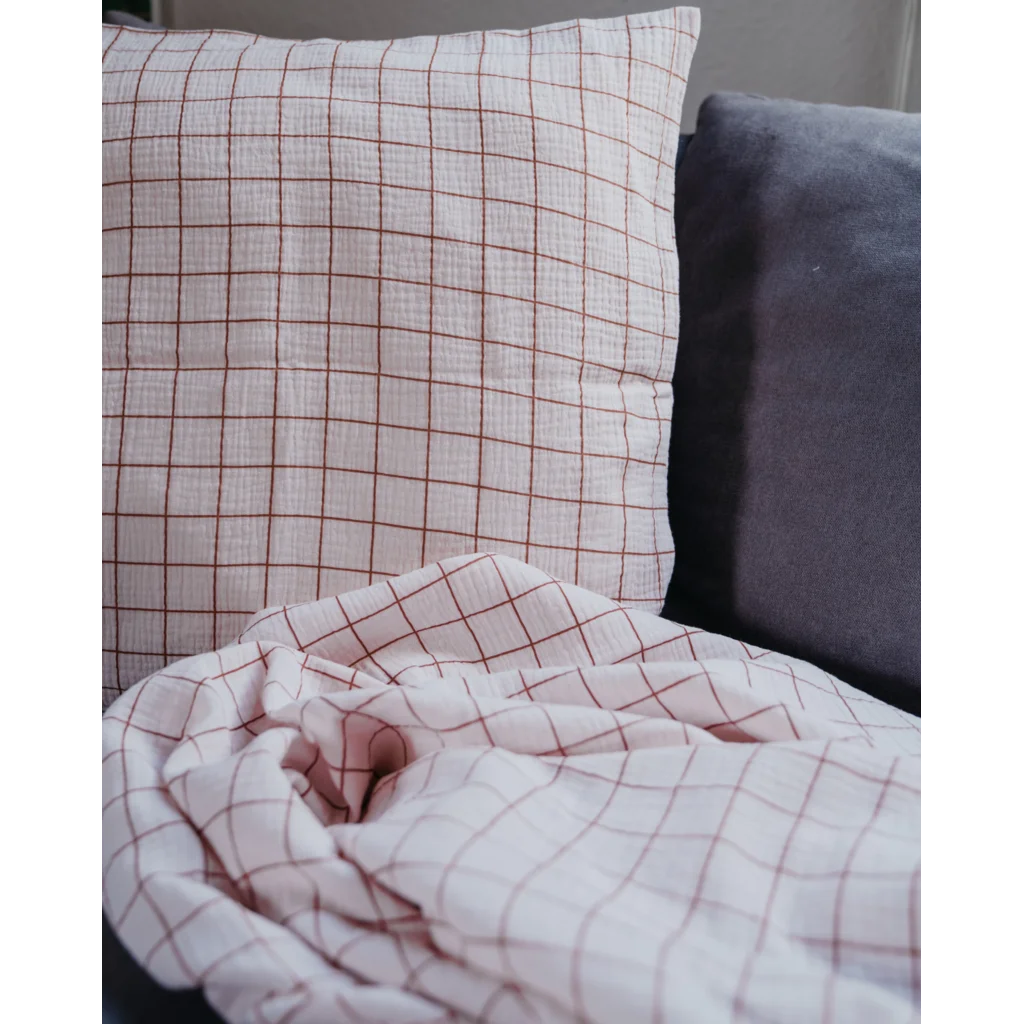 Musselin Kissenhülle Karo in Rosa Muster Karo von hutch&putch Größe 50x50 cm
