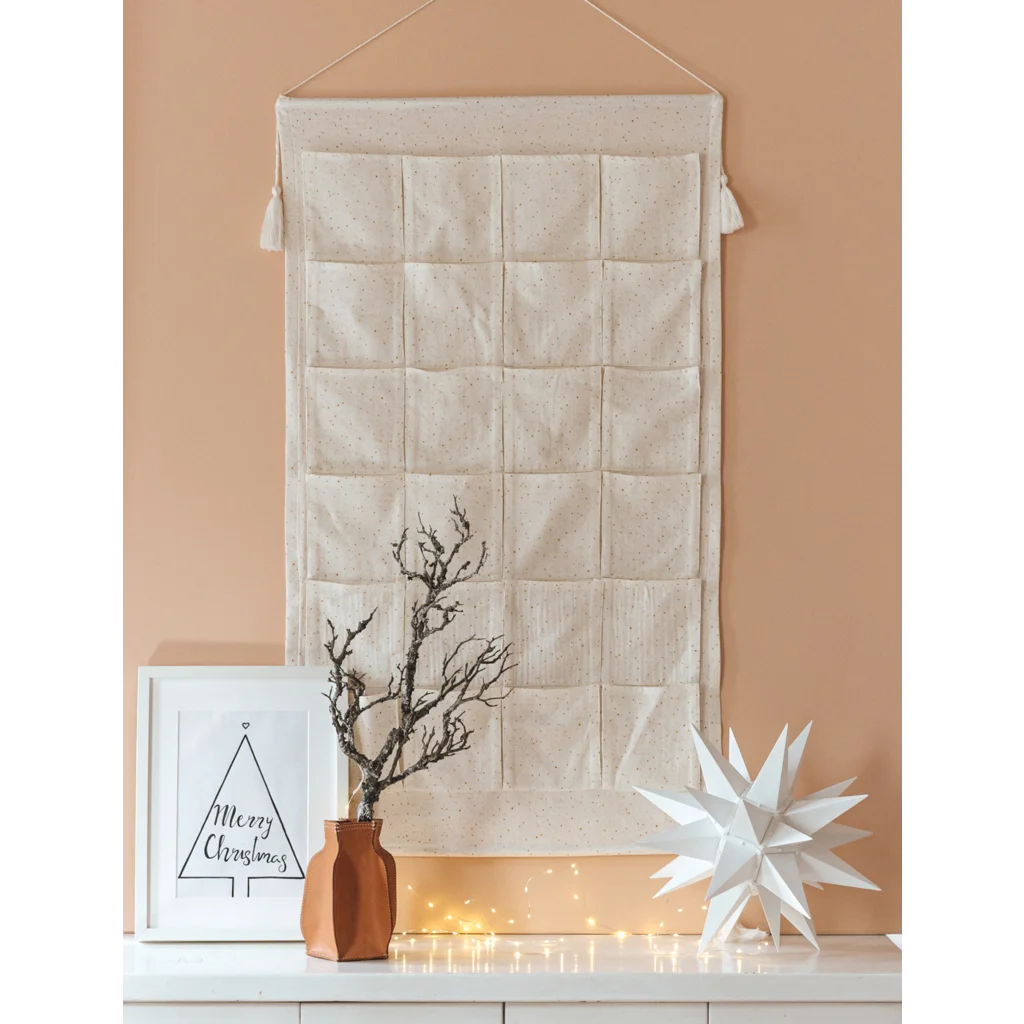 Bio Adventskalender Utensilo Sparkling in Creme Muster Sparkling von kikadu Größe 70x120 cm