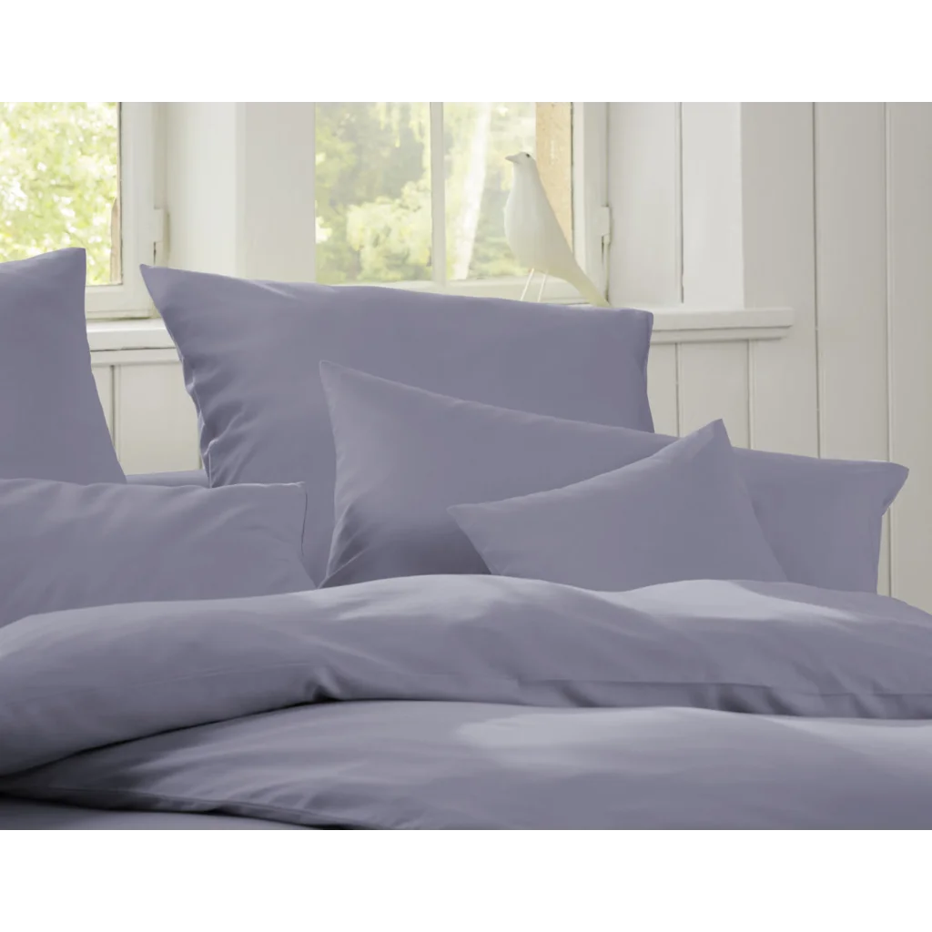 Bio Satin Bettwäsche Classic Garnitur in Platin Grau von Cotonea Größe 135x200 + 80x80 cm