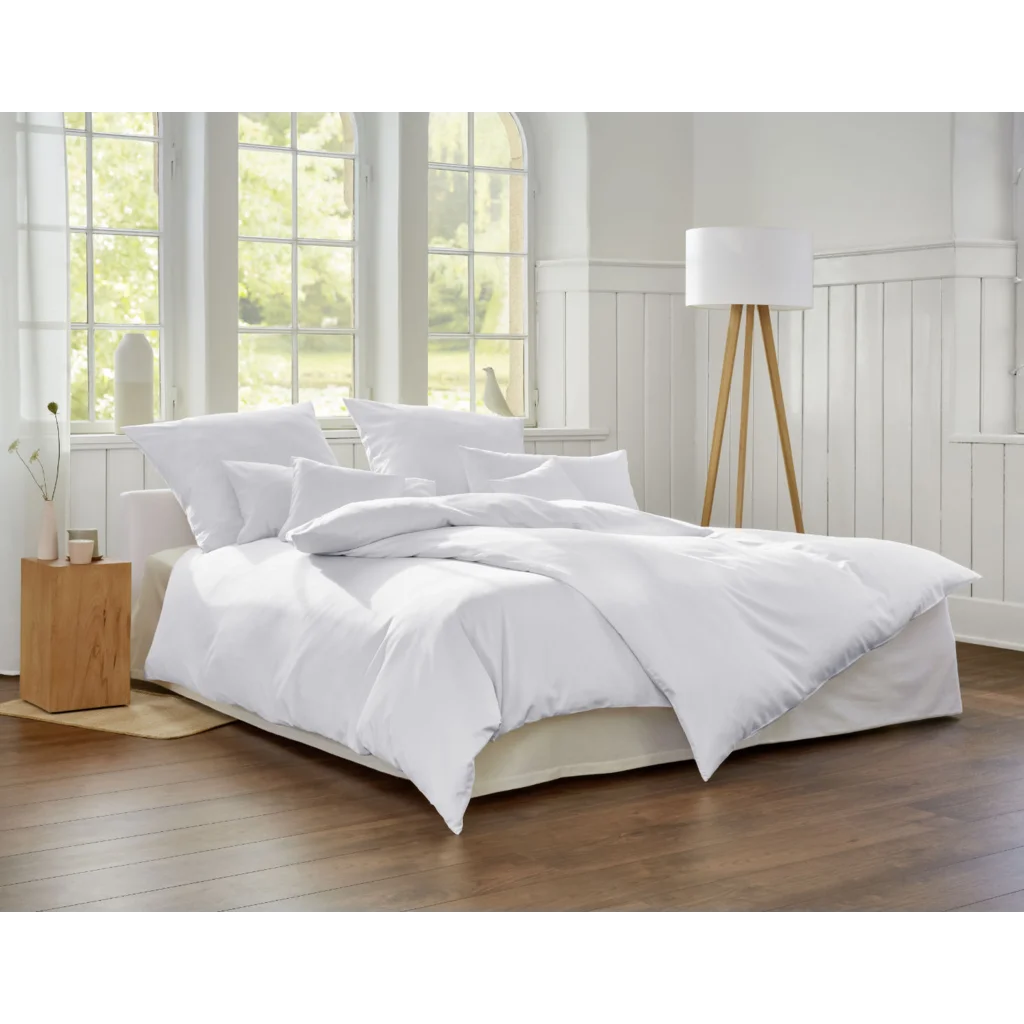 Bio Satin Bettwäsche Classic Garnitur in Weiß von Cotonea Größe 135x200 + 80x80 cm